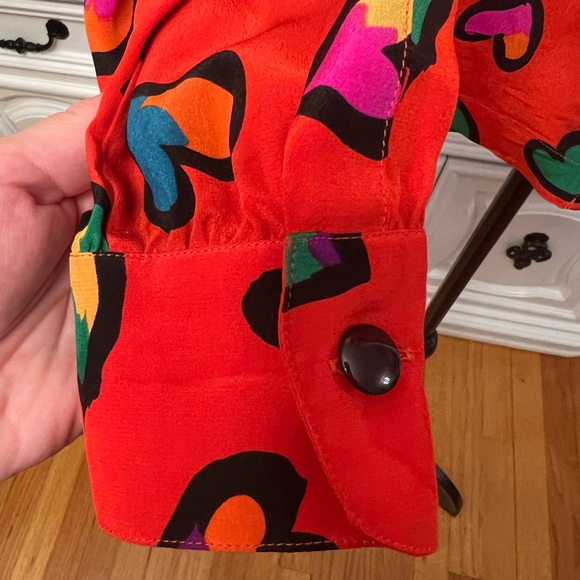 Vintage Escada Red Heart Print Blouse with Neck Bow 34 S - Picture 4 of 16